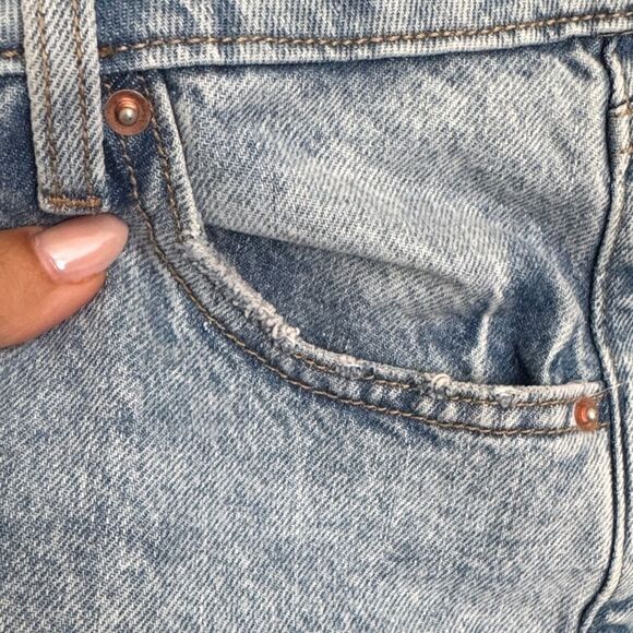 Distressed Light Blue Jeans Wild Fable High rise Tapered size 4 - Picture 7 of 7